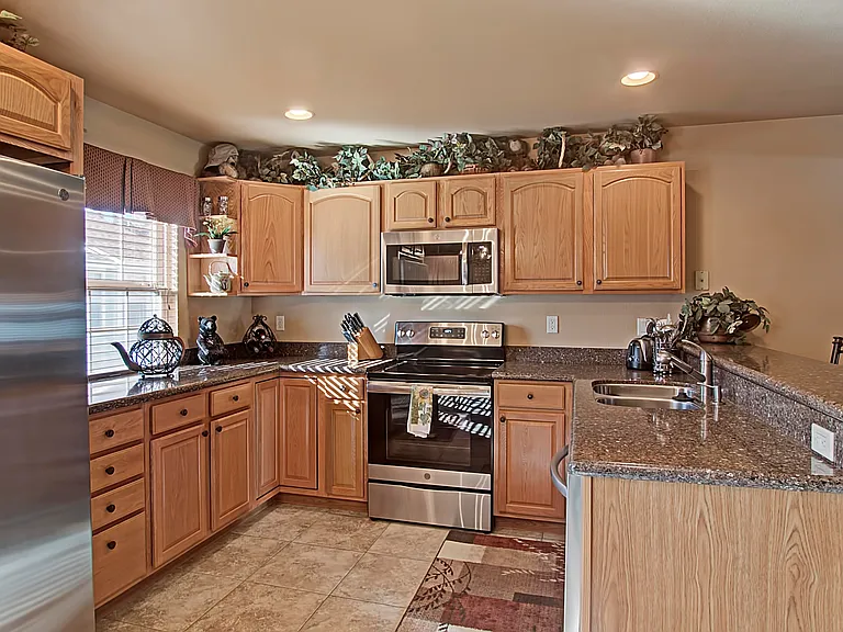 2581 Hatch Cir #2581 — Photo 8
