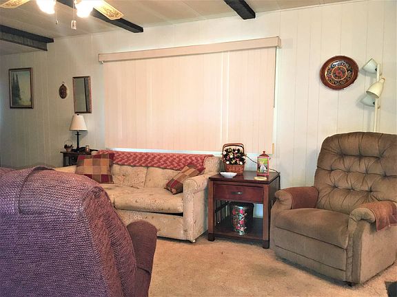 3rd image of 66 Kent Dr