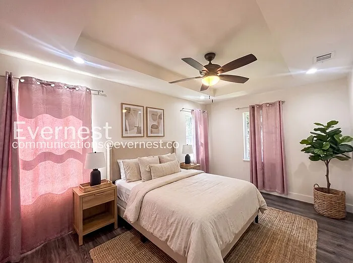 4 bed, 3.0 bath, 1700 sqft, $2,345 — Photo 3