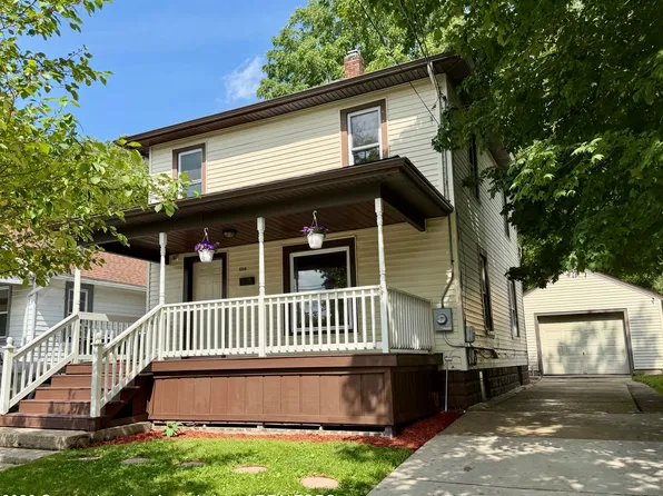 1016 Cleveland St, Lansing, MI 48906