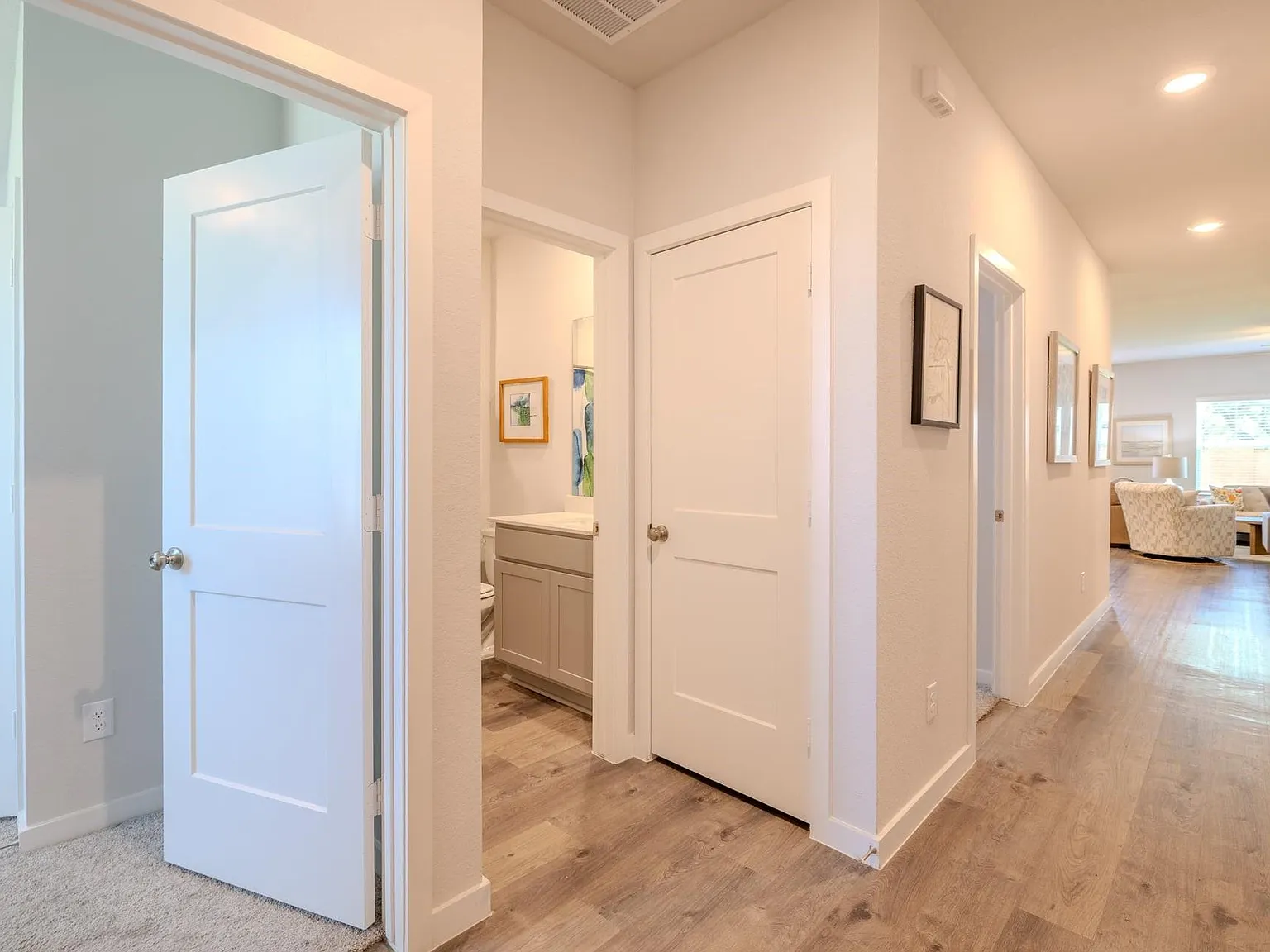 3 bed, 2.0 bath, 1538 sqft, $2,100 — Photo 4