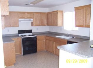 21628 Golden Hills Blvd APT D, Tehachapi, CA 93561