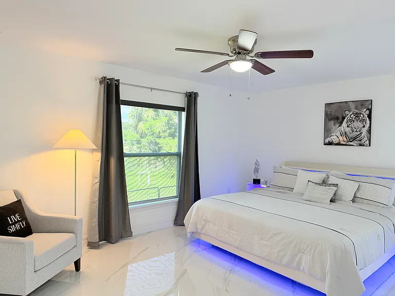 700 Connecticut Ln — Photo 36