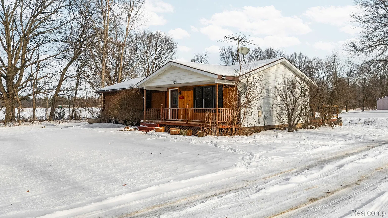 468 N Truhn Rd photo 1
