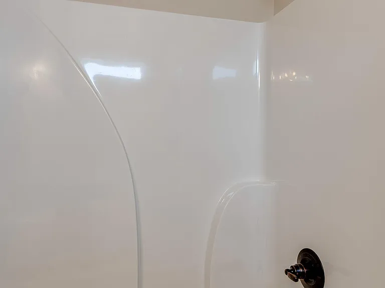 410 Portsdale Dr — Photo 17