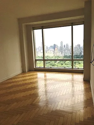 Rented by La Seven Inc. | media 3