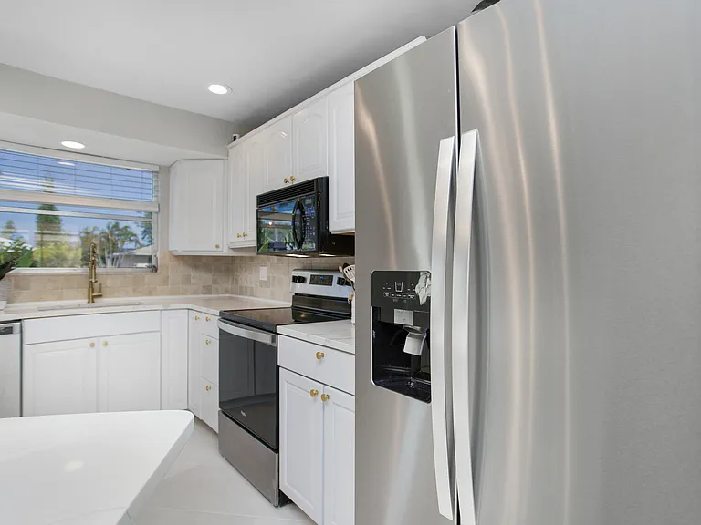 27 Pebble Beach Blvd — Photo 18