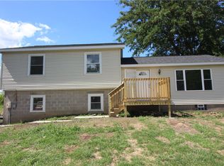 6655 N Centenary Rd, Williamson, NY 14589