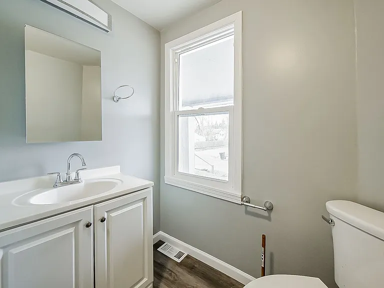 750 Scottwood St — Photo 13