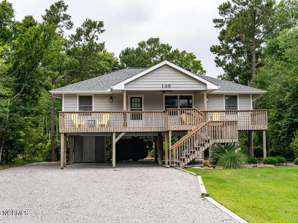 135 Conch Court, Emerald Isle, NC 28594