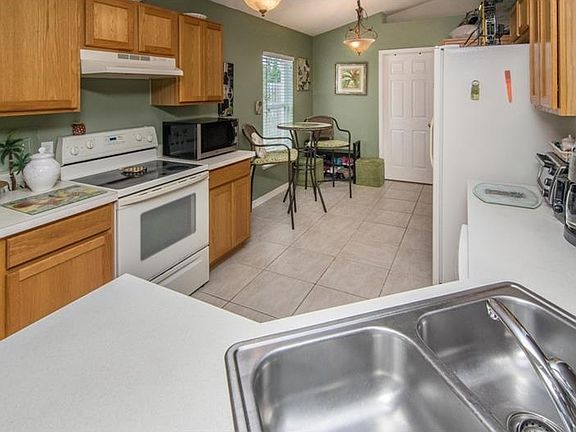 5th image of 31509 Loch Aline Dr