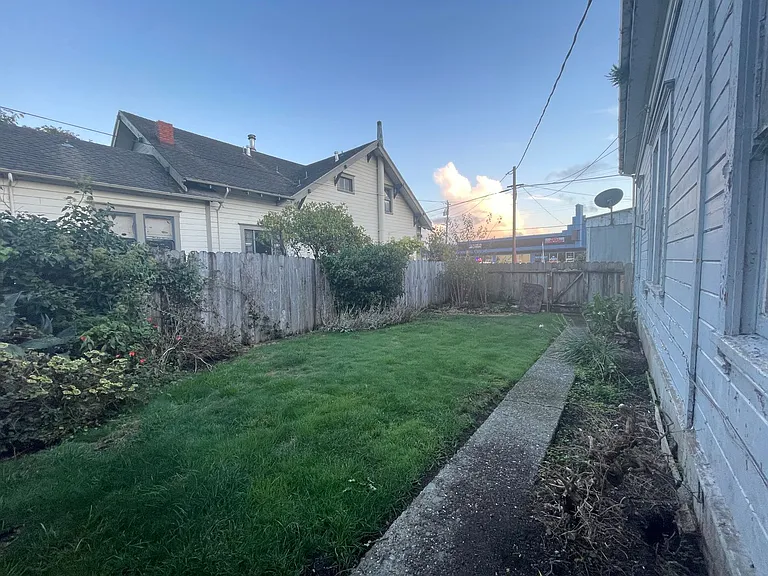 576 Main St — Photo 48