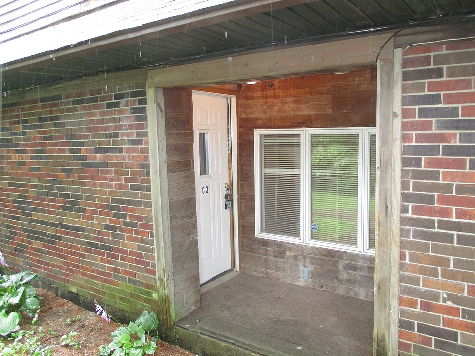 1st image of 2580 Lynn Ave APT C3