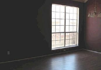 3rd image of 2313 Henley Ct