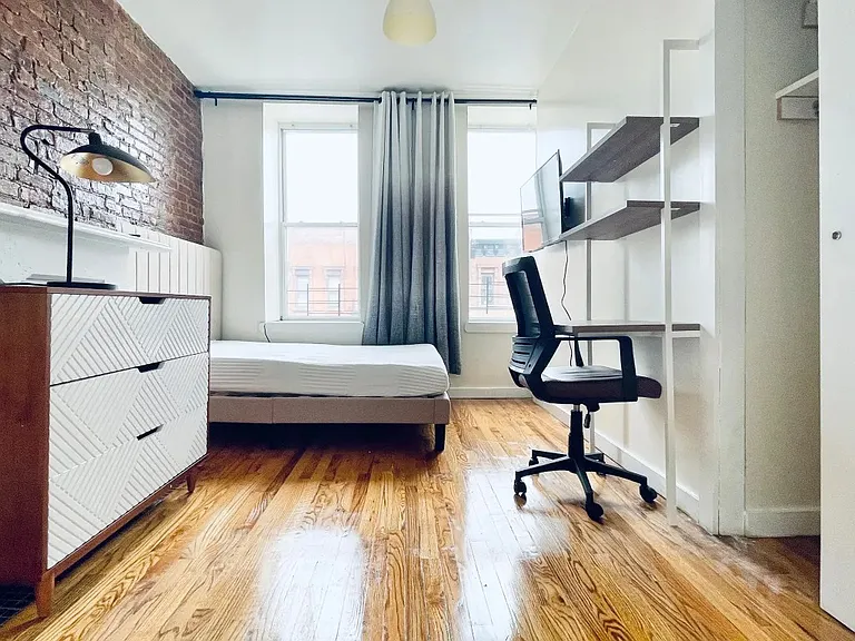 1088 Bedford Ave #4-203 — Photo 5