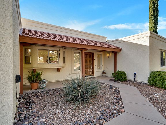 3rd image of 1333 W Paseo Famoso