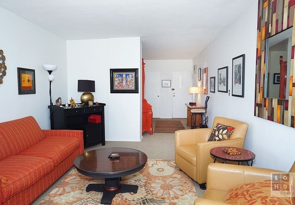 1st image of 570 Grand St APT H1907