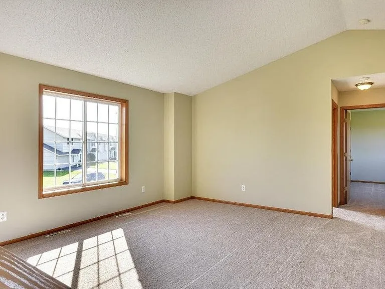 2015 Brittany Ct — Photo 9