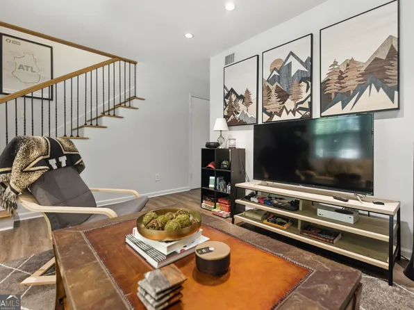 3 Arpege Way NW, Atlanta, GA 30327