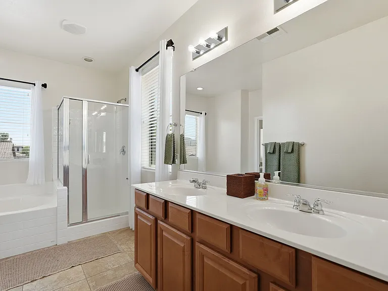 1846 E Merlot St — Photo 14