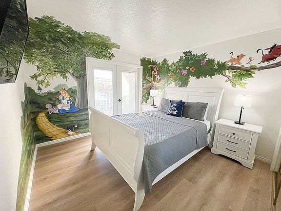 3rd image of 1845 W Canyon View Dr APT 1627
