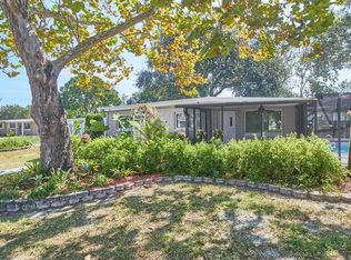 9392 88th Ter, Seminole, FL 33777