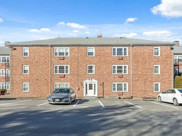 772 Willard St Unit B2, Quincy, MA 02169