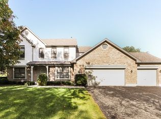 643 Country Club Ln, Itasca, IL 60143
