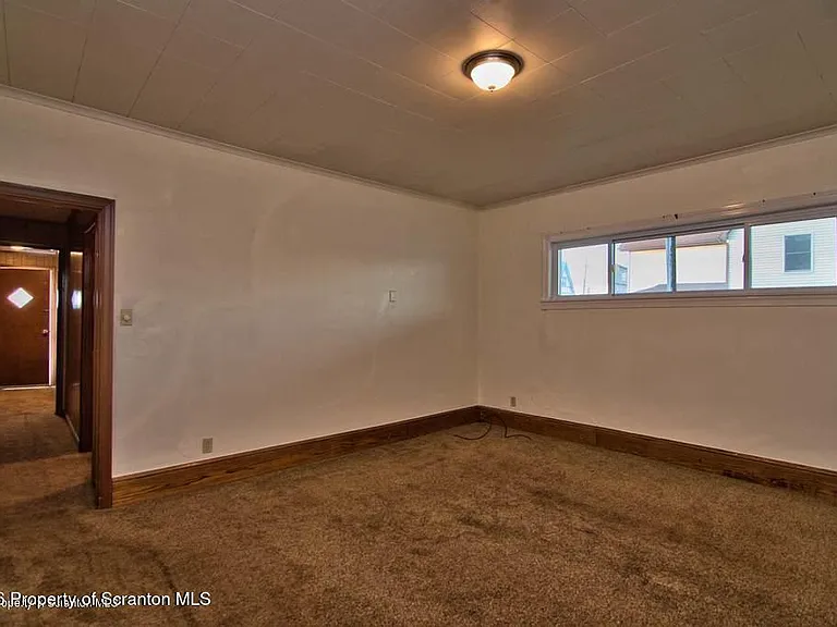 530 S Main St — Photo 20