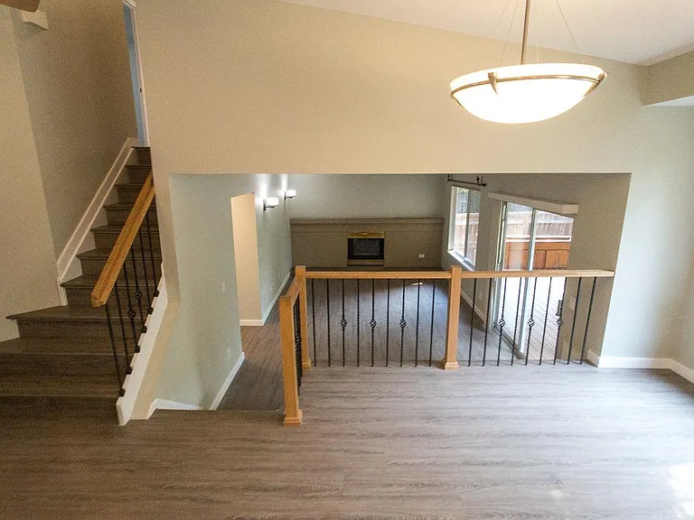 1105 Stoneham St — Photo 25