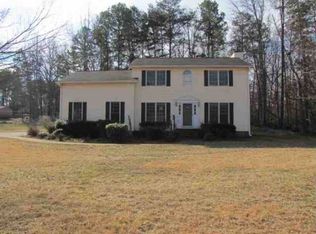 51 Dorchester Dr, Chesnee, SC 29323