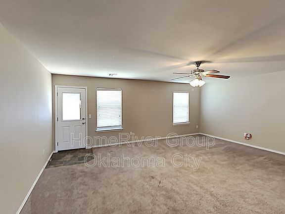 4th image of 2700 Sugar Pine Dr