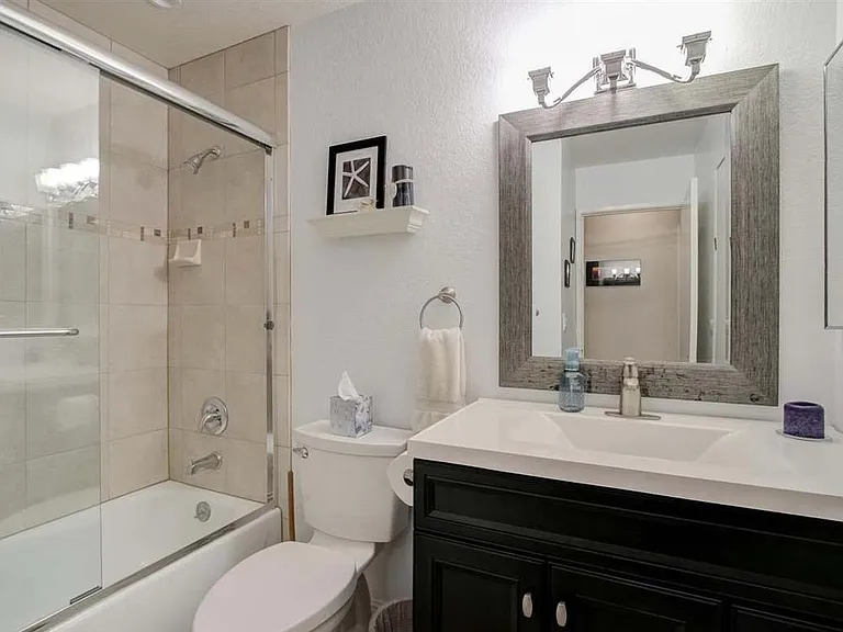 1412 Alma Way — Photo 16