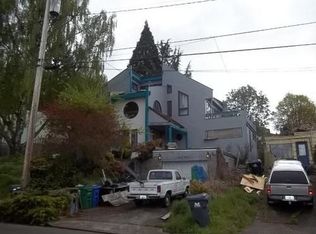 2685 University St, Eugene, OR 97403