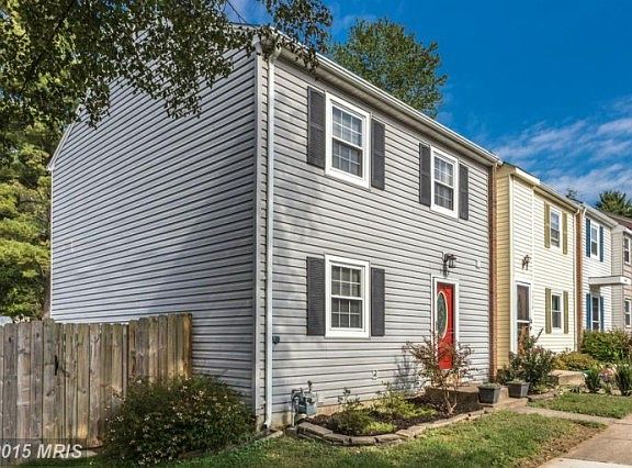 2nd image of 5512 Hollins Ln