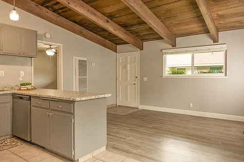 Floor plan 2 bedroom 2 bath