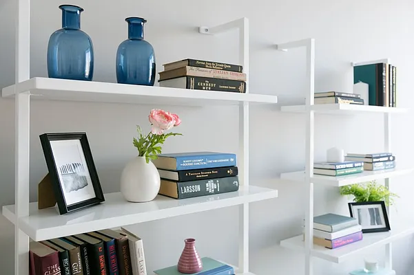 Rented by MNS | media 23