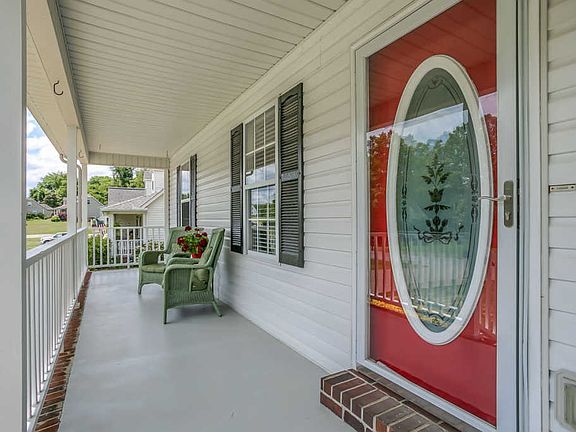 3rd image of 2712 Cash Ct