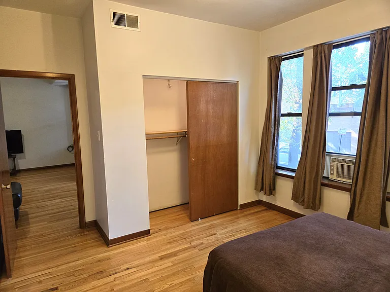 2307 W Cortez St #1 — Photo 15
