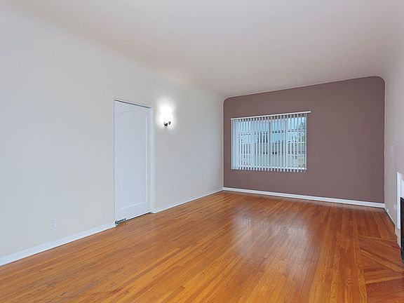 4th image of 1990-2002 E Villa St #2001