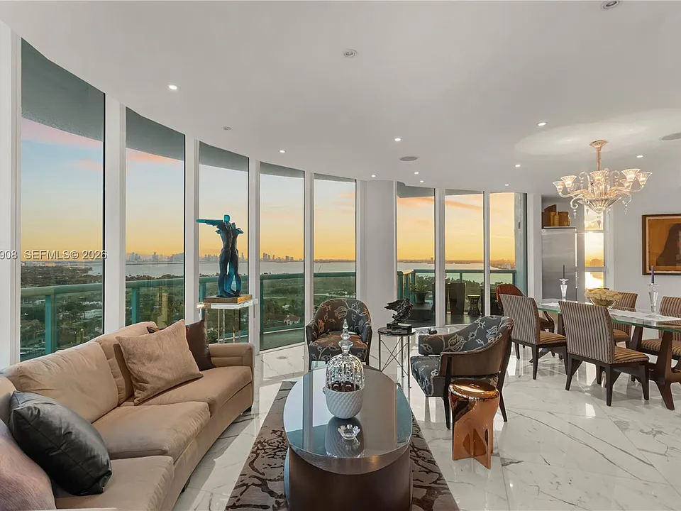 6000 Indian Creek Dr #Penthouse 25C-3