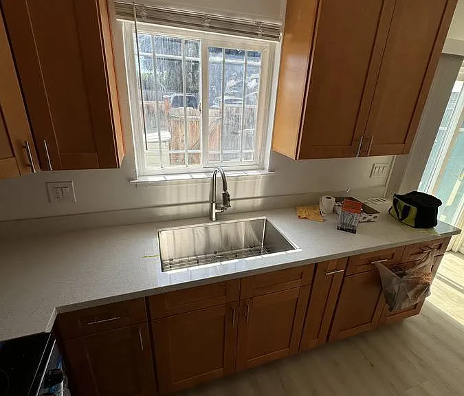 37555 Glenmoor Dr #Townhouse D — Photo 2