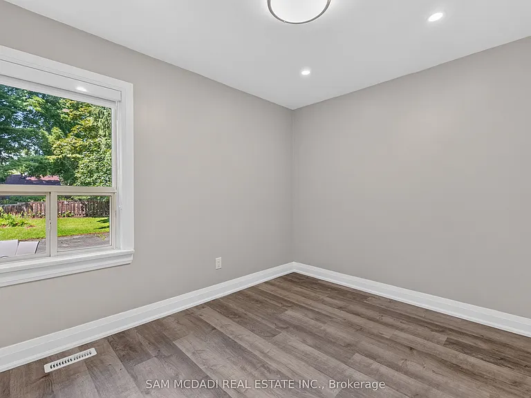1153 Mona Rd — Photo 10