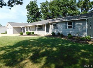 950 Peine Rd, Wentzville, MO 63385