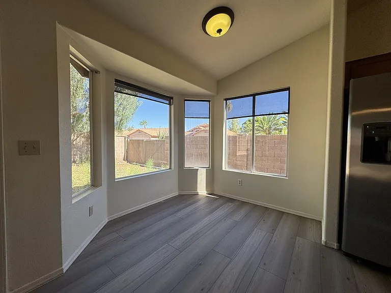 131 S Sean Dr — Photo 18