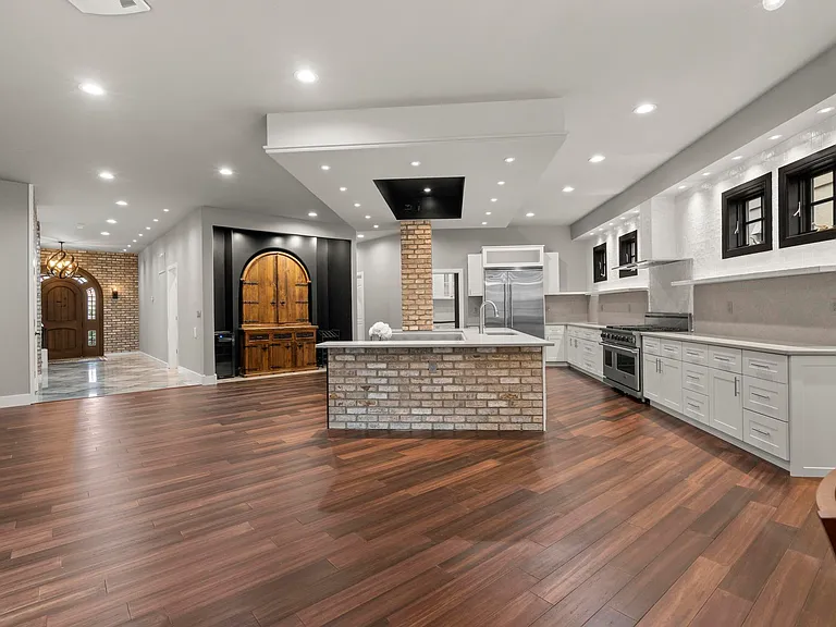 2620 Boston Post Rd #3 — Photo 8