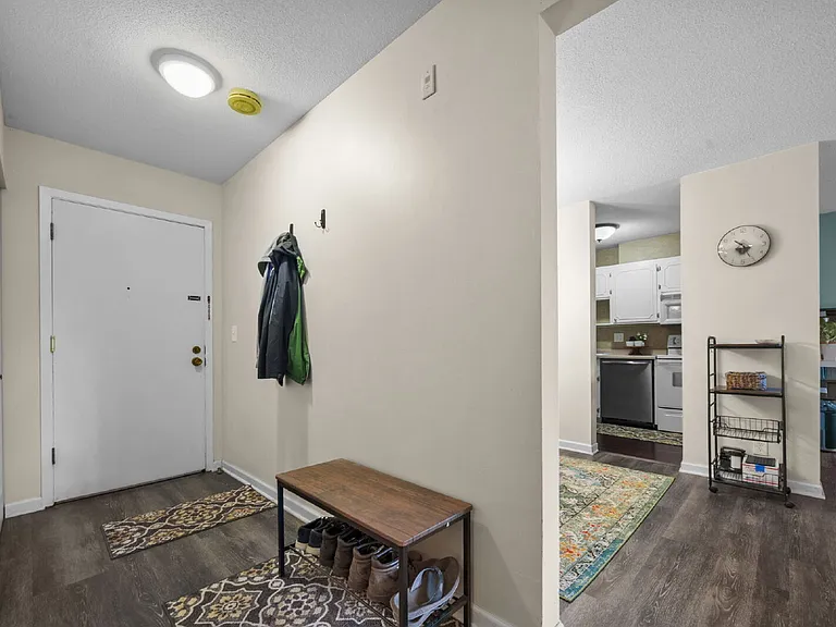 3200 Virginia Ave S #106 — Photo 16