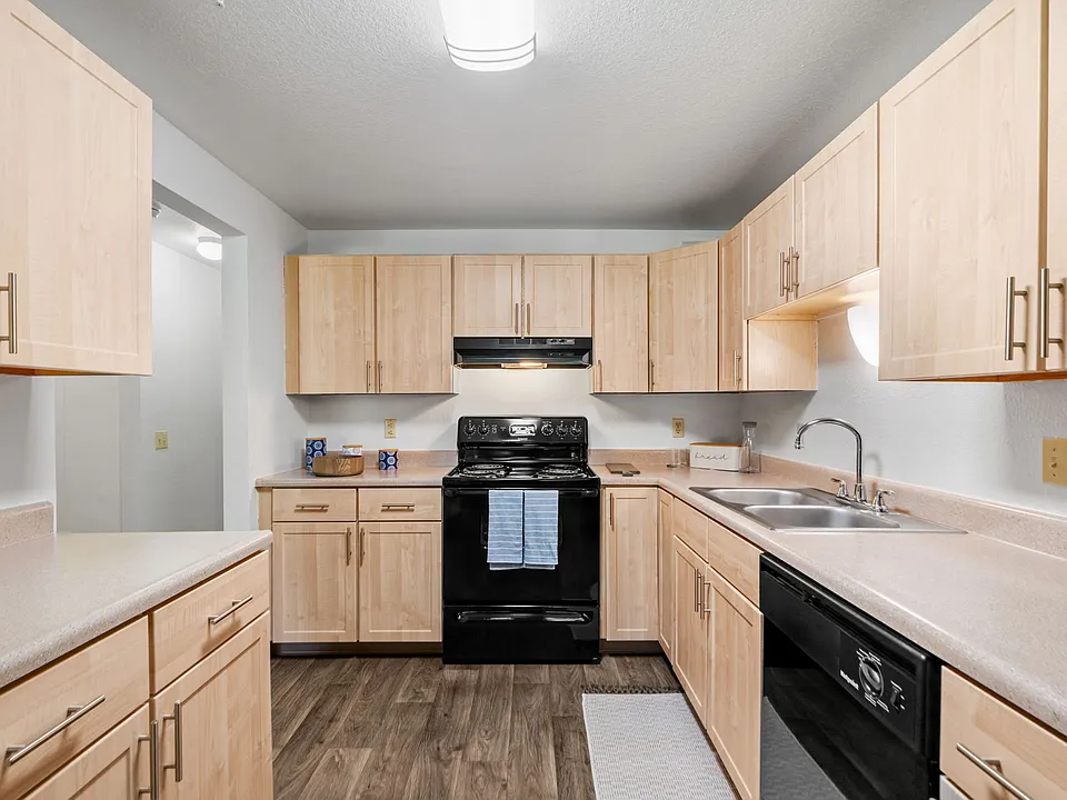 Creekside Apartments
