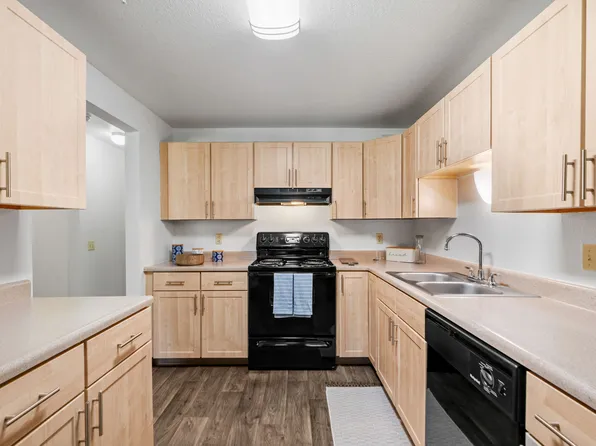 Creekside Apartments