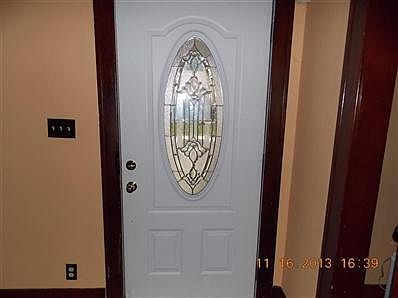 5th image of 1614 Leo St